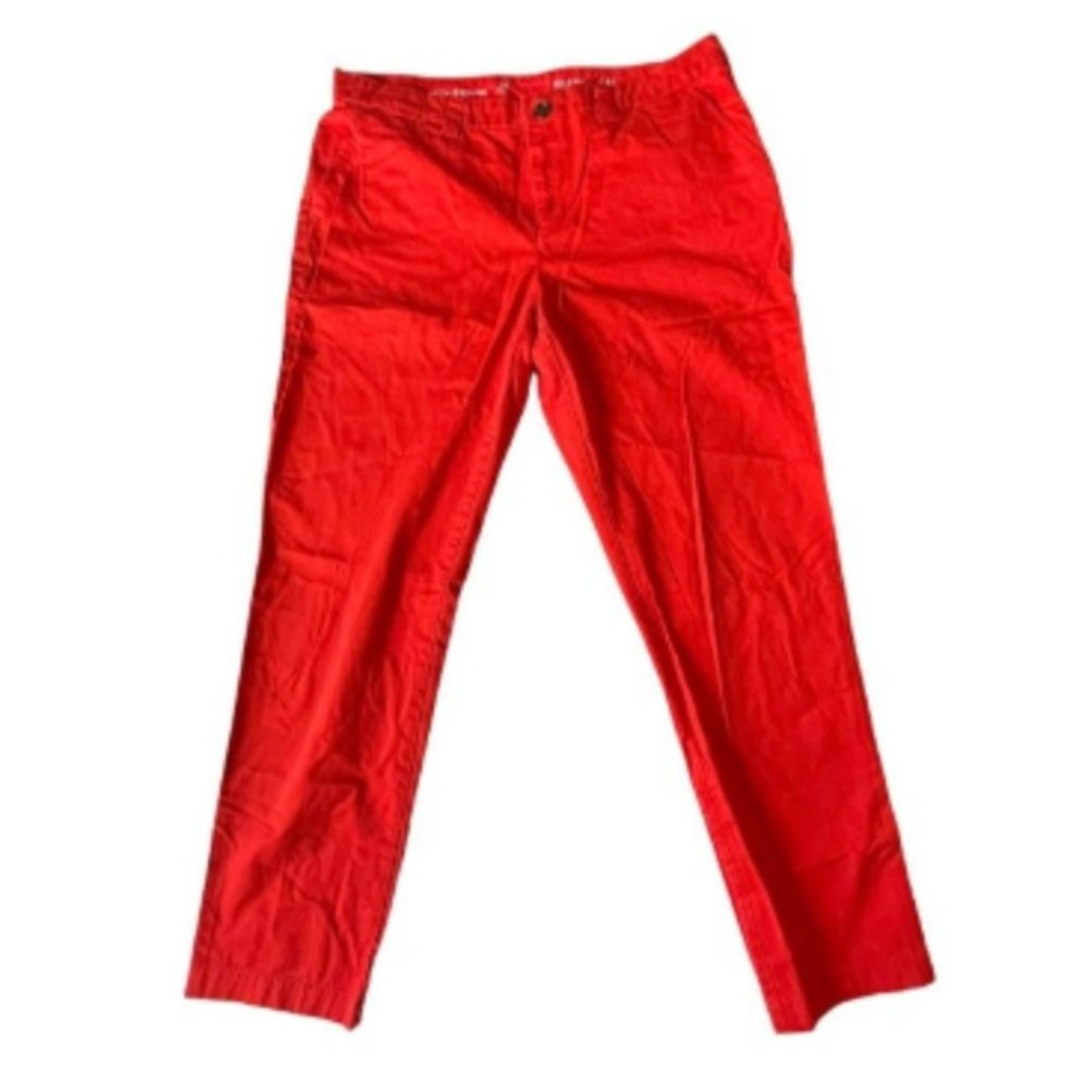GAP Broken-In Khakis Straight-Fit Pants (Size 16)